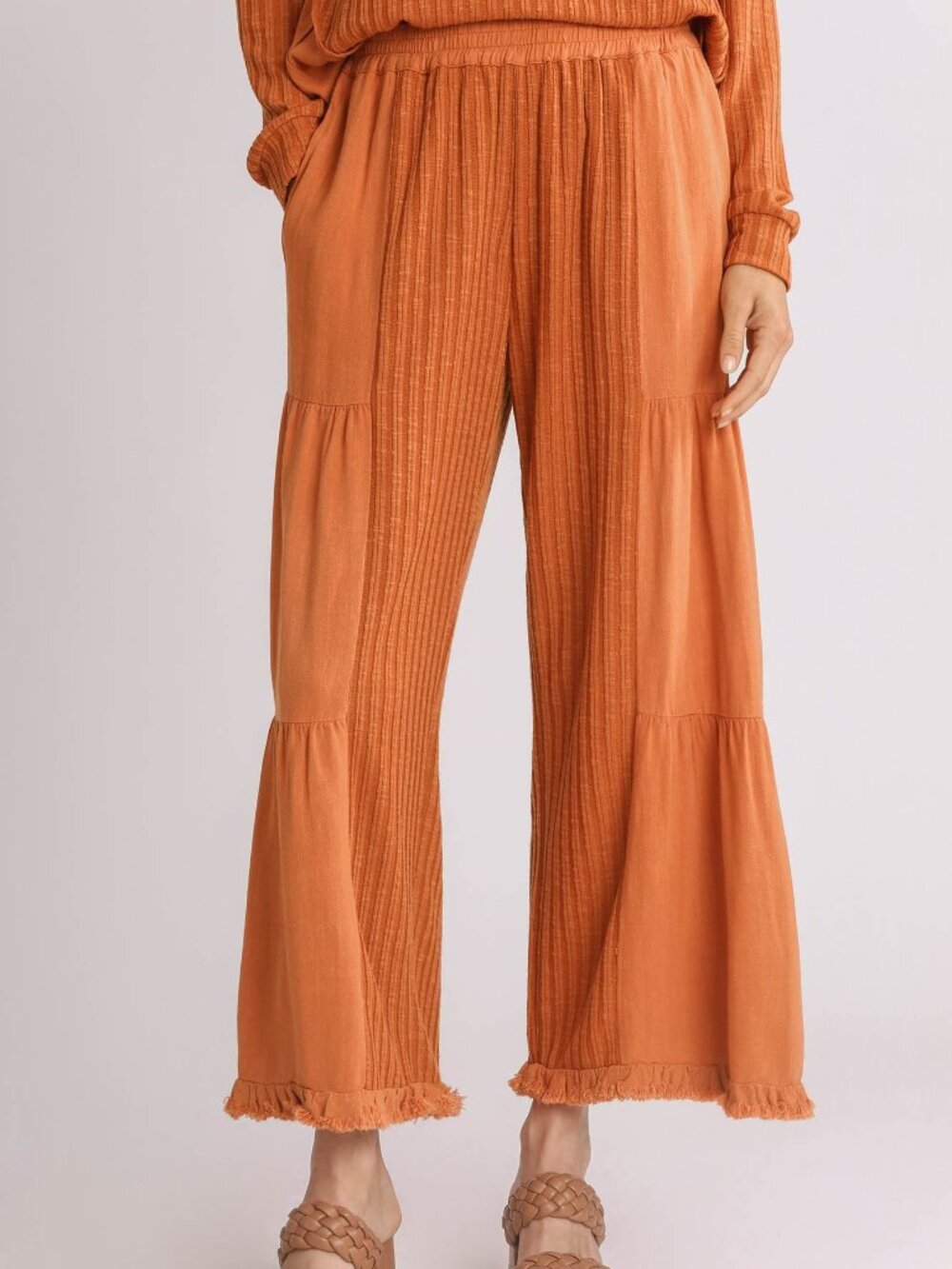 Umgee Textured Linen Blend Tiered Wide-Leg Culotte Pants in Sunset Orange